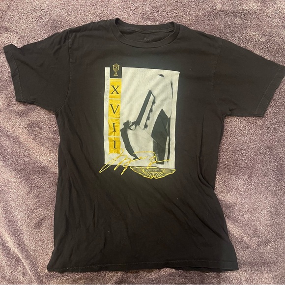 Jordan Other - Jordan 17 trophy room shirt size medium black